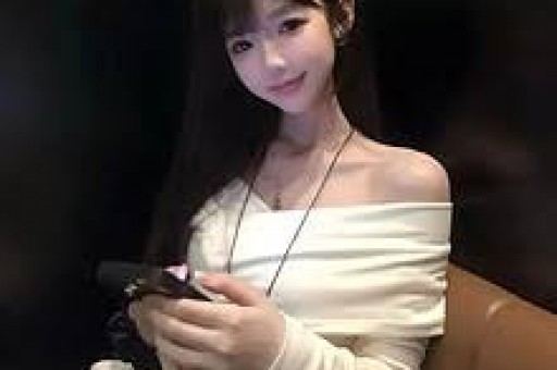 咎由自取！继偷税被扒后网红白冰又被官媒痛批亲手毁掉了前程
