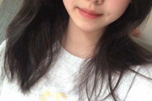 水泥妹：2017年靠卖惨走红被揭穿后老公与她离婚不再陪其演戏