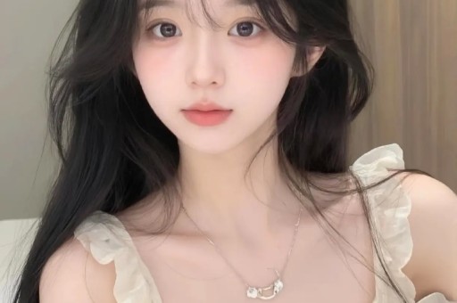 知名网红表妹李 KK破产！未婚生女后掉粉上百万转行去卖小吃
